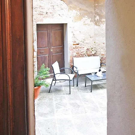 Girolamo - Super Central, Private Parking & Outdoor Area Appartement Montepulciano Stazione
