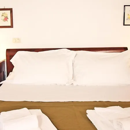Girolamo - Super Central, Private Parking & Outdoor Area *